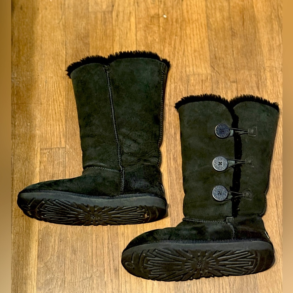💕 8 UGG Boots! 💕 3 for $30 SALE!